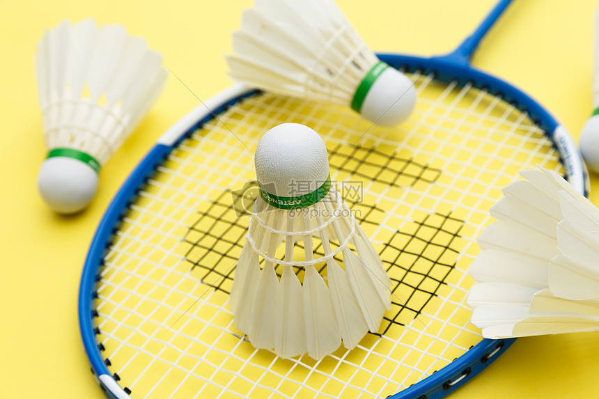 现尤为突出 现尤为突出